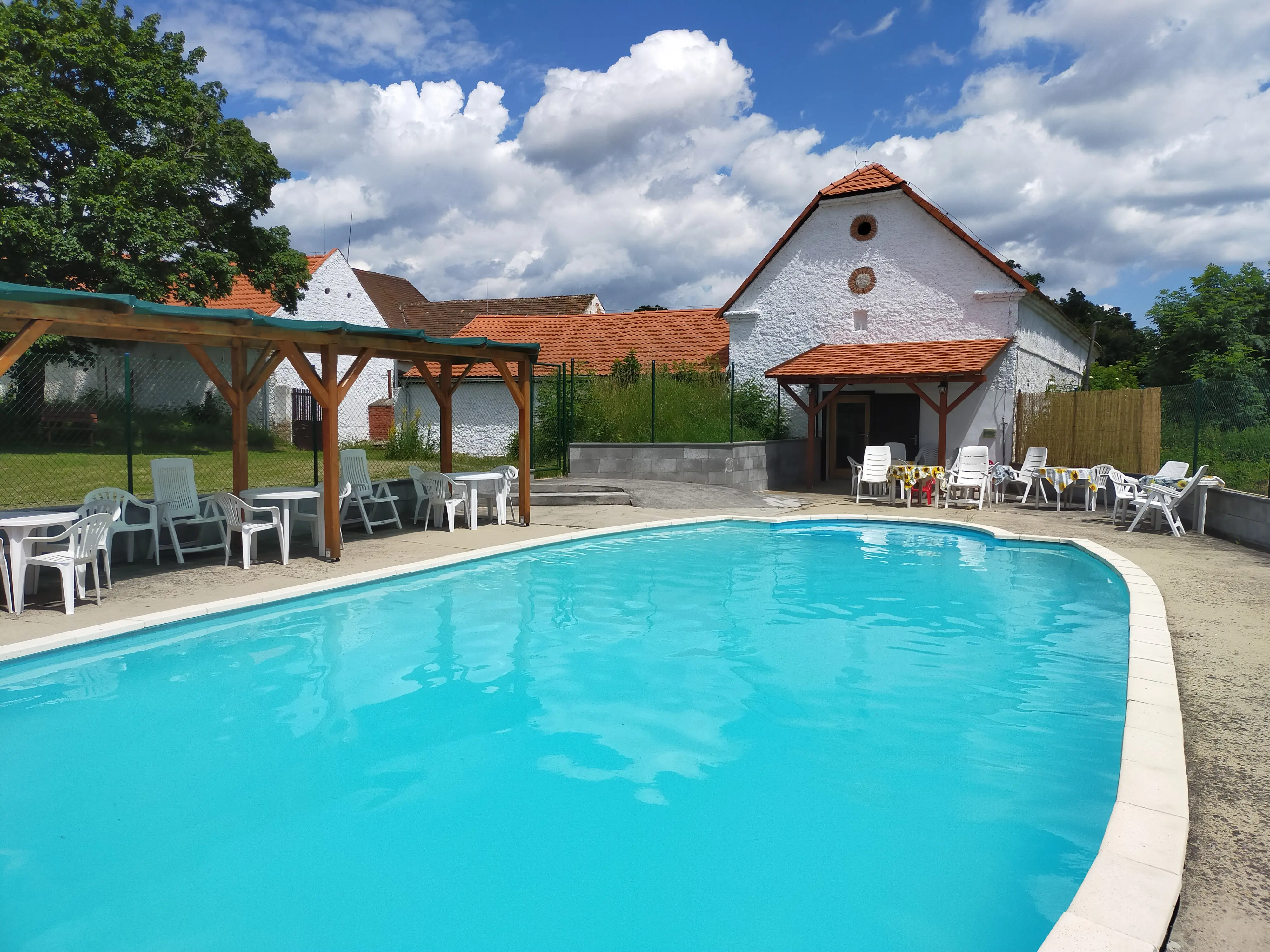 Camping te koop Bohemen, tussen Pisek en Praag.