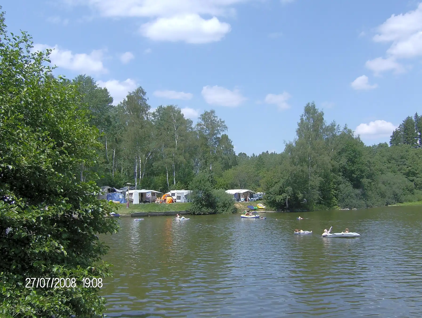 Luxe, grote camping, te koop in Tsjechie, met zwemmeer.