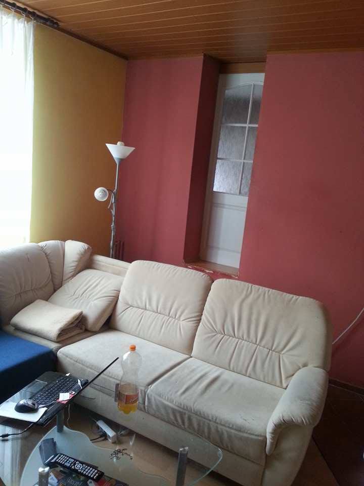 Woonkamer huis, te koop Tsjechie.