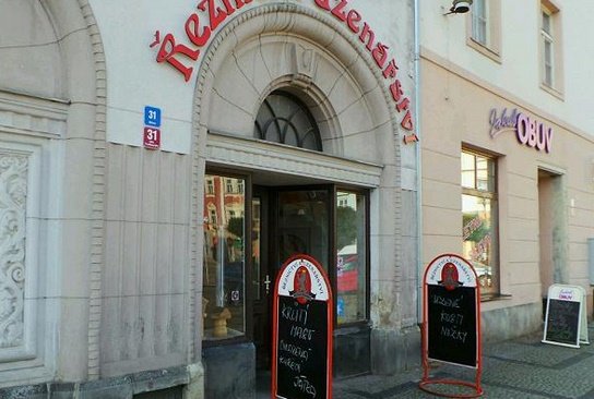 Winkel in monumentaal huis, te koop Tsjechie.