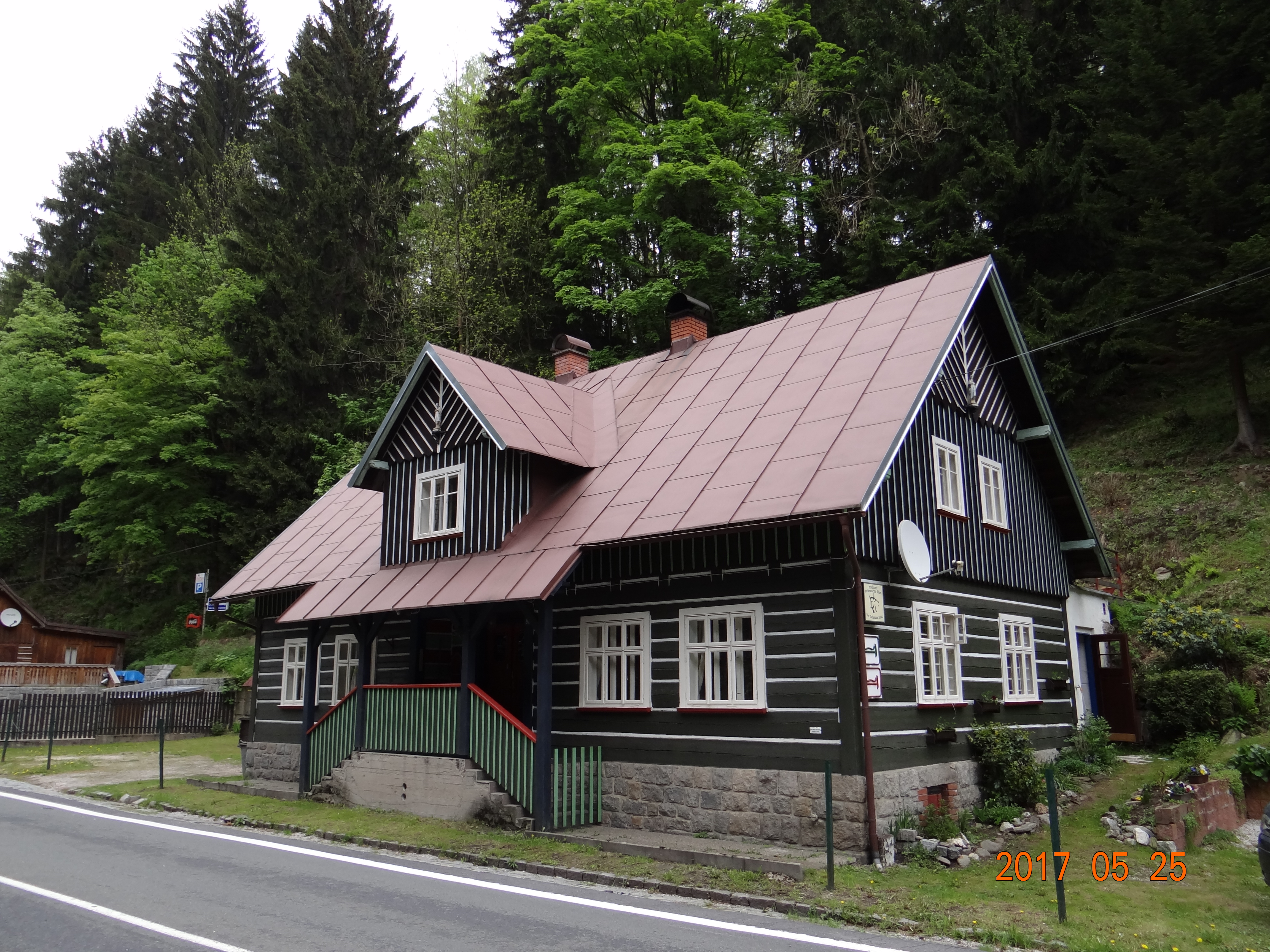 Groot vakantiehuis, pension of B&B, skigebied Spindleruv Mlyn, Tsjechie.