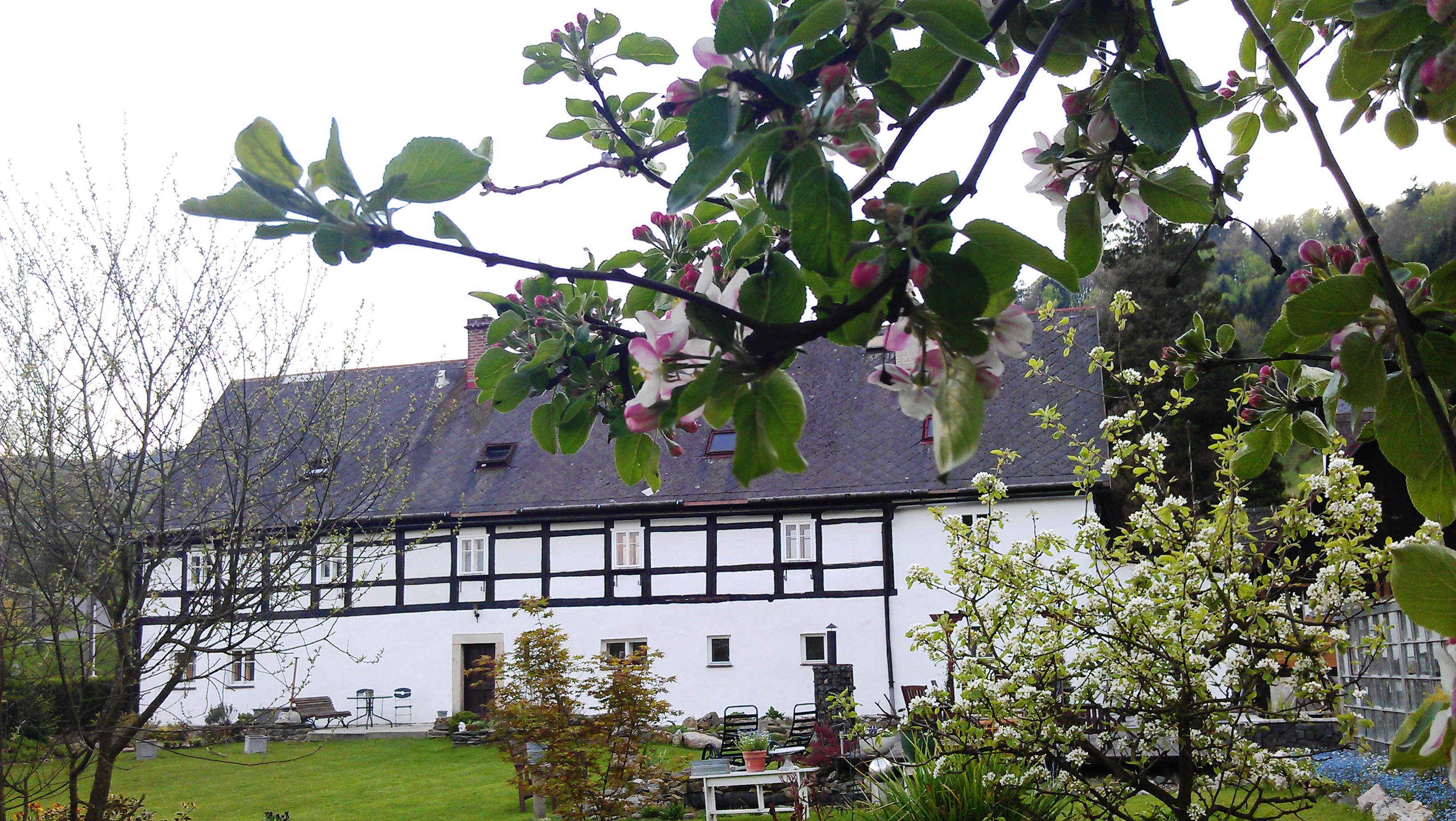 Te Koop monumentaal pand, horeca met vrijstaand vakantiehuis, Tsjechie.