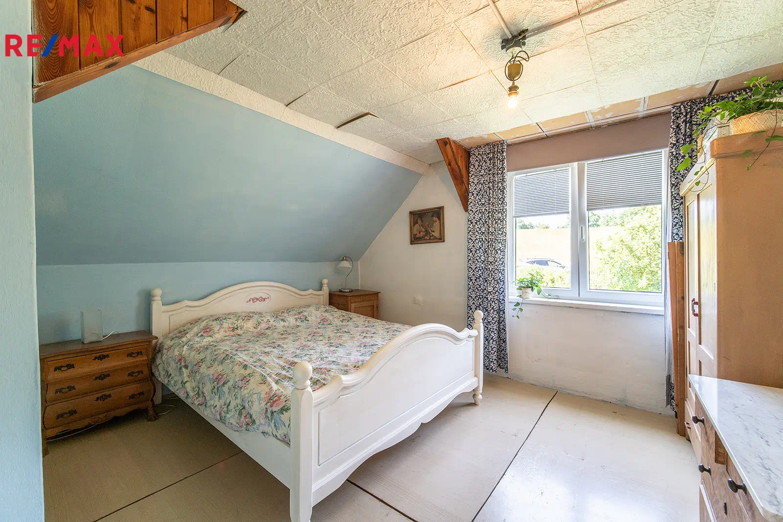 Luxe, grote villa (8-persoons) met ruime tuin, vrij uitzicht, nabij Liberec en Reuzengebergte